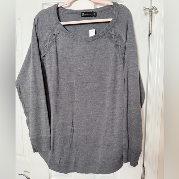New York & Company Sweaters - New York & Co Grey Sweater Size XL